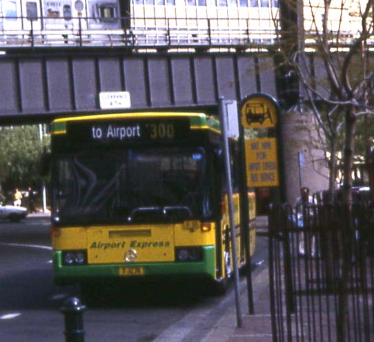 STA Airport Express Mercedes O405 PMC 3238